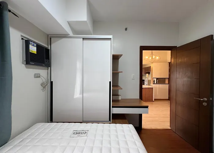 Апартаменты Meggy Cozy 1br In Azalea Center *